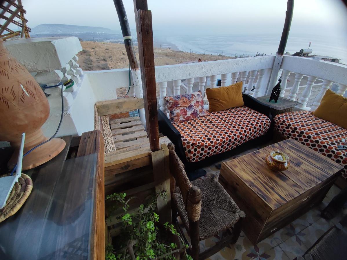 Red Carpet Surf House Apartment Taghazout Bagian luar foto
