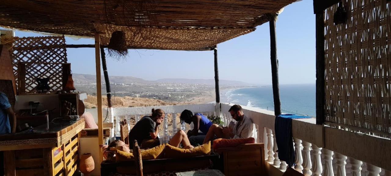 Red Carpet Surf House Apartment Taghazout Bagian luar foto