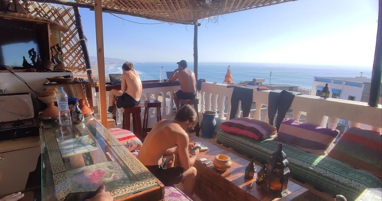 Red Carpet Surf House Apartment Taghazout Bagian luar foto