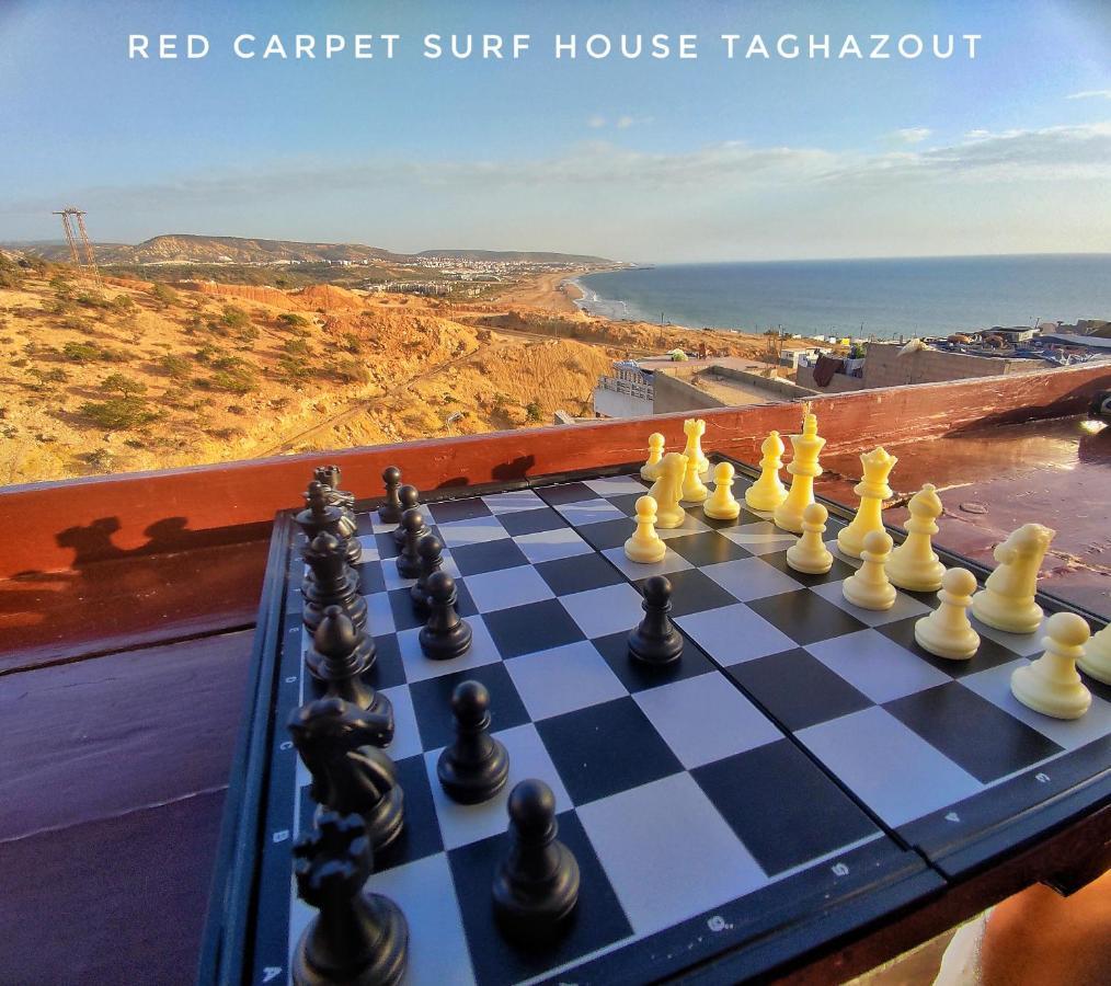Red Carpet Surf House Apartment Taghazout Bagian luar foto