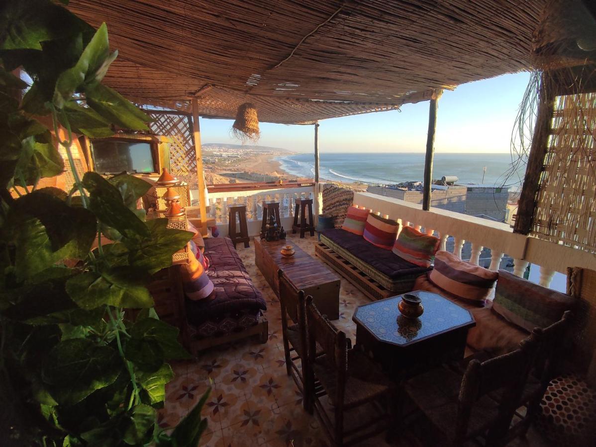 Red Carpet Surf House Apartment Taghazout Bagian luar foto